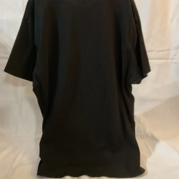 PINK Victoria's Secret Black Tee with Cream Logo - Picture 4 of 4